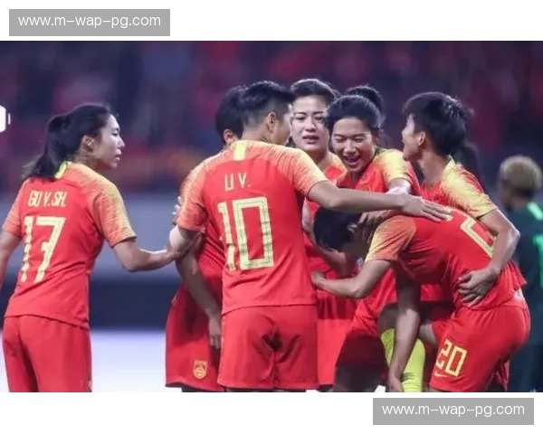 中国女足边路进攻数据统计，左右两翼传中成功率差异明显